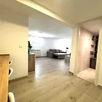 Completa En Pantano De San Juan Con Piscina Privada Y Barbacoa *