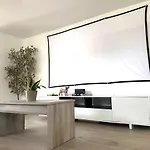 Completa En Pantano De San Juan Con Piscina Privada Y Barbacoa Βίλα *