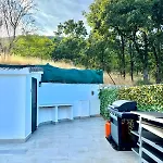 Completa En Pantano De San Juan Con Piscina Privada Y Barbacoa Βίλα