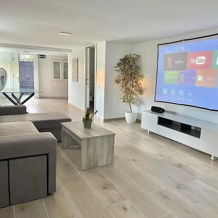 Villa Cerca De Pantano De San Juan Con Cine, Jardin, Bbq Y Piscina Privada *