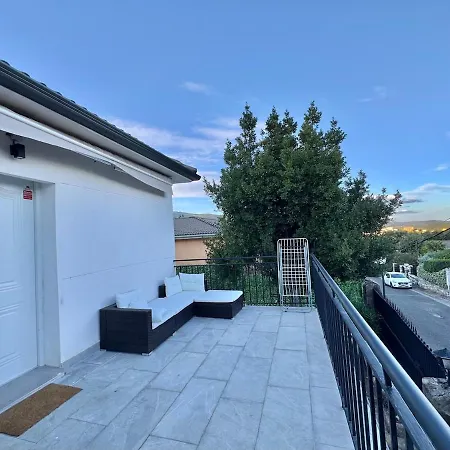 Вилла Cerca De Pantano De San Juan Con Cine, Jardin, Bbq Y Piscina Privada Наваондилья