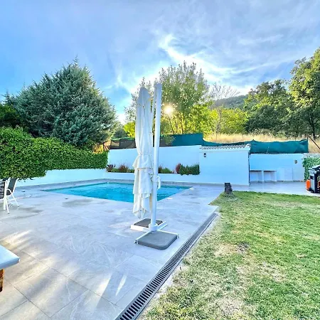 Villa Cerca De Pantano De San Juan Con Cine, Jardin, Bbq Y Piscina Privada