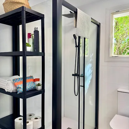 Villa Completa de Verano en Pantano de San Juan con Piscina privada y Barbacoa Villa *