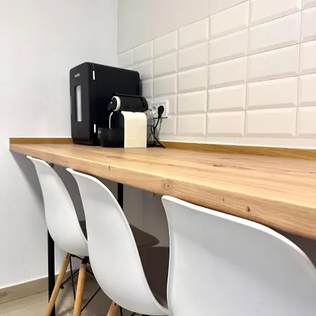 Cerca De Pantano De San Juan Con Cine, Jardin, Bbq Y Piscina Privada *