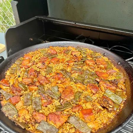 Villa Completa de Verano en Pantano de San Juan con Piscina privada y Barbacoa *