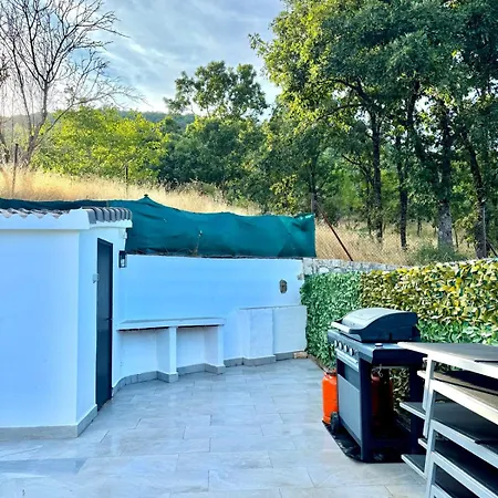 Cerca De Pantano De San Juan Con Cine, Jardin, Bbq Y Piscina Privada Villa