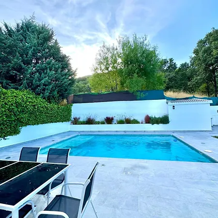 Cerca De Pantano De San Juan Con Cine, Jardin, Bbq Y Piscina Privada Villa