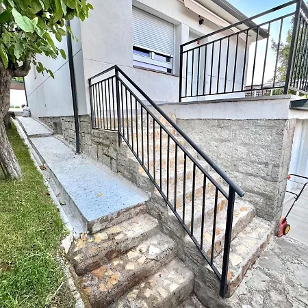 Вилла Cerca De Pantano De San Juan Con Cine, Jardin, Bbq Y Piscina Privada Наваондилья