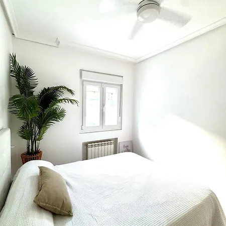 Villa Completa de Verano en Pantano de San Juan con Piscina privada y Barbacoa Villa *