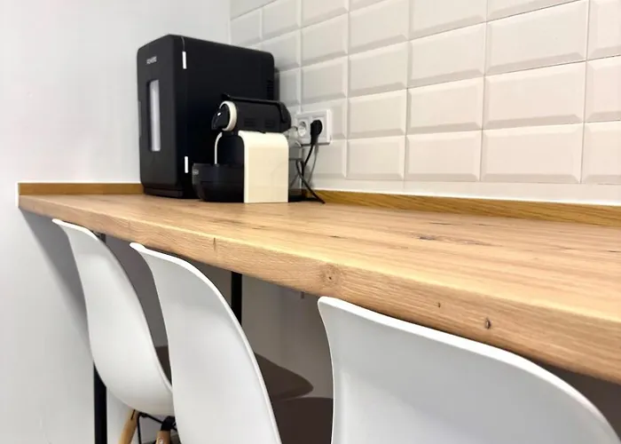 Cerca De Pantano De San Juan Con Cine, Jardin, Bbq Y Piscina Privada *