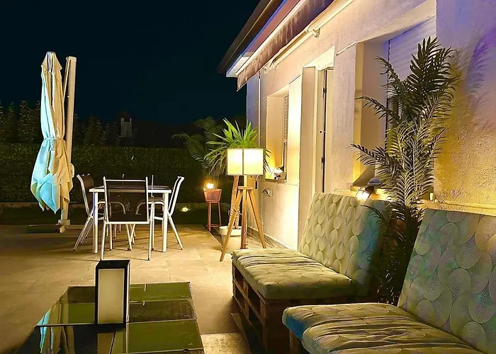 Cerca De Pantano De San Juan Con Cine, Jardin, Bbq Y Piscina Privada Villa Navahondilla