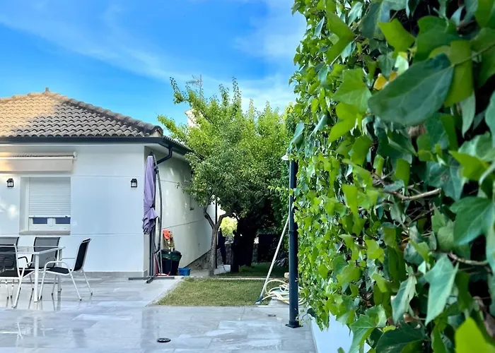 Cerca De Pantano De San Juan Con Cine, Jardin, Bbq Y Piscina Privada Villa Navahondilla