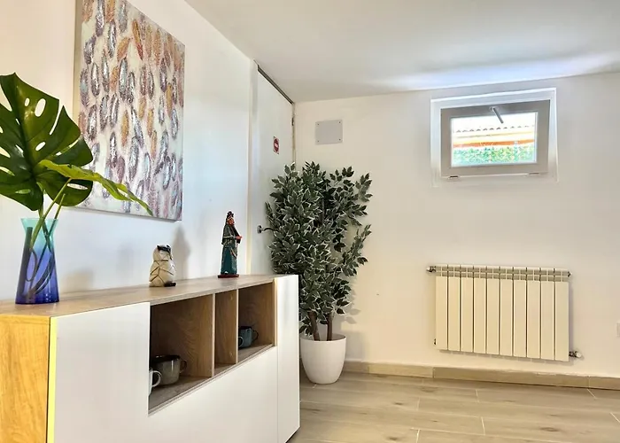 Cerca De Pantano De San Juan Con Cine, Jardin, Bbq Y Piscina Privada *