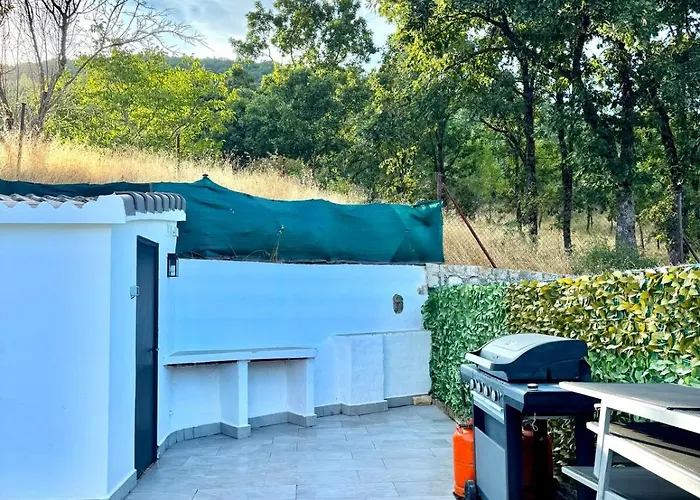 Cerca De Pantano De San Juan Con Cine, Jardin, Bbq Y Piscina Privada Villa